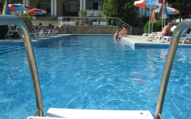 Villa Aurora