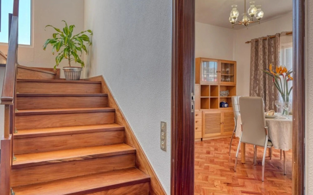 Casa do Valentim a Home in Madeira