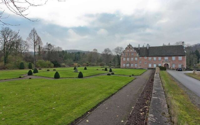 Furnished Apartment in Nieheim Germany near Forest
