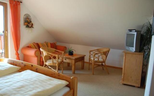 Berggasthaus und Pension Schöne Aussicht