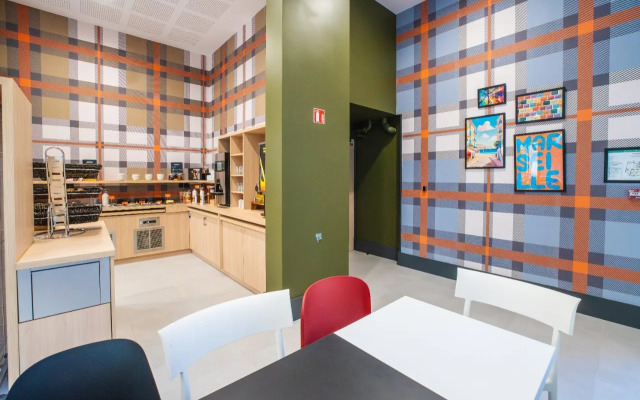 easyHotel Marseille Euromed