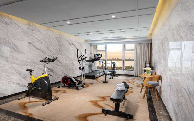 Ramada by Wyndham Wuhan Qingshan