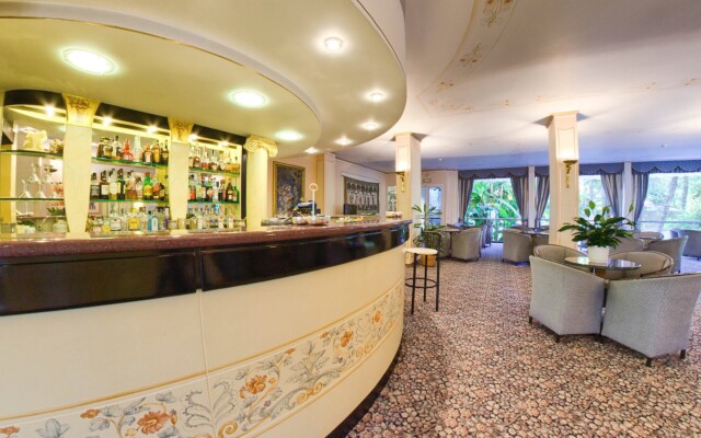 Hotel Astoria