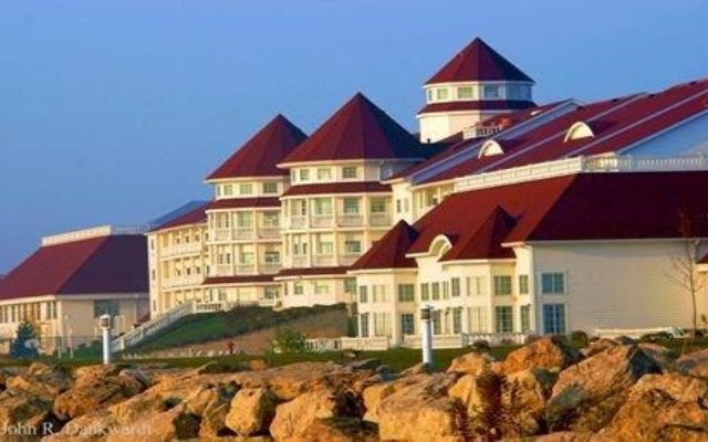 Blue Harbor Resort and Conference Center