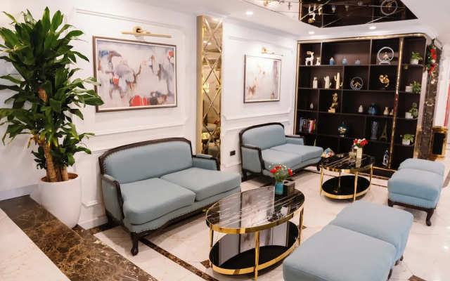 Hồng Vận Hotel