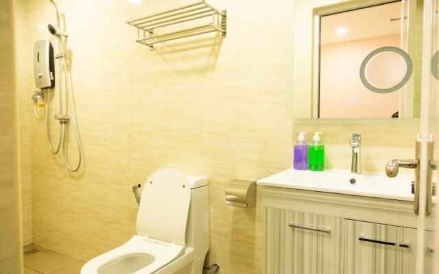 The Crown Hotel Klia