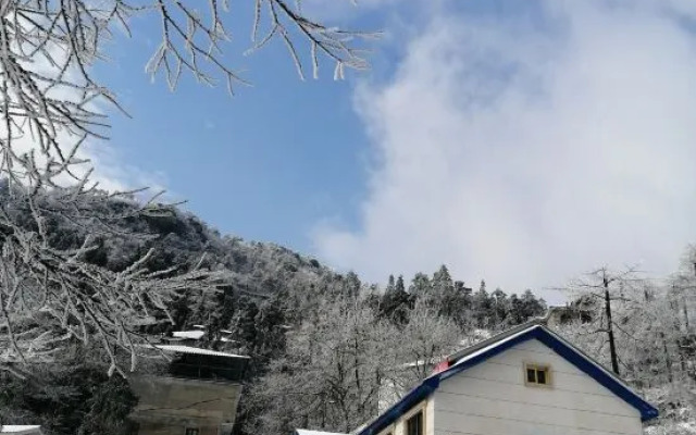 Lushan Wenxuege Villa