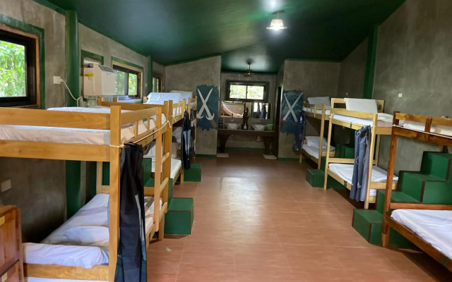 Chelle's Guesthouse and Backpackers