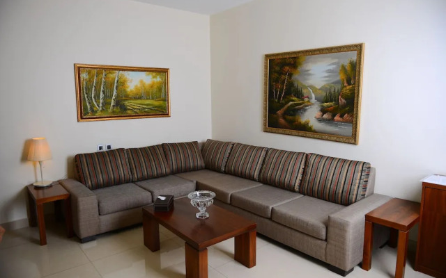 Dolphin Royal Suites