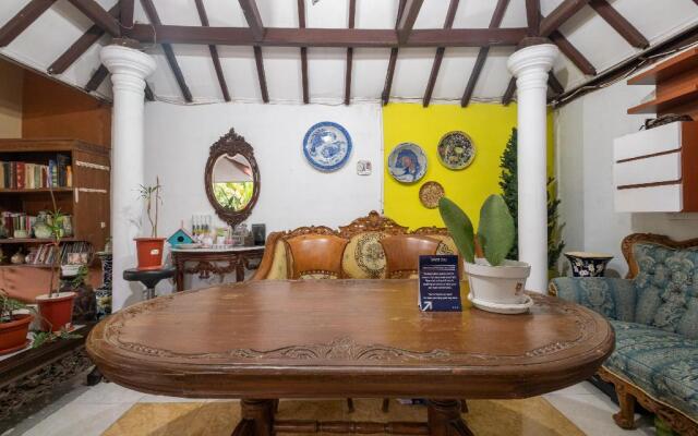OYO 1806 Puri Arsita Homestay
