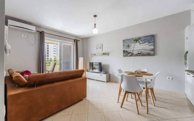 Seaside Stay Apartment