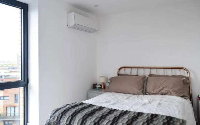 2 Bedroom Penthouse In Trendy Bermondsey