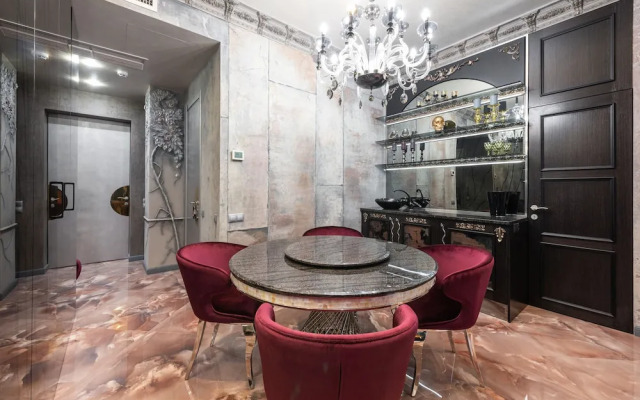 Mr. Grey Boutique Hotel