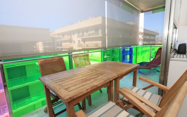 Apartamento Moderno Para 5 Personas en Cambrils