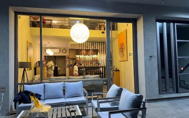 Le 115 Aparthotel in Jal El Dib