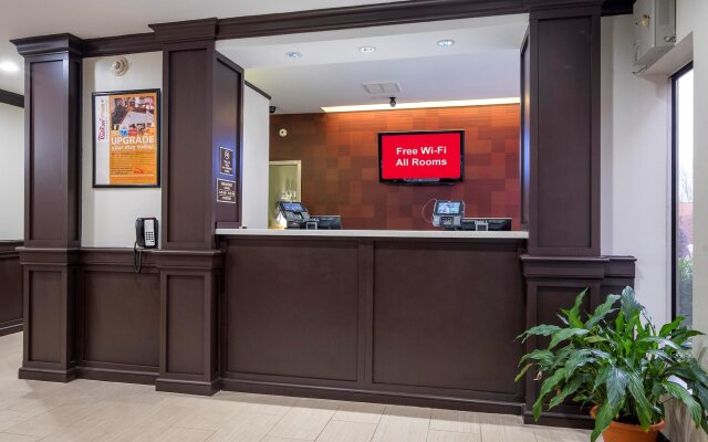Red Roof Inn PLUS+ & Suites Knoxville West-Cedar Bluff