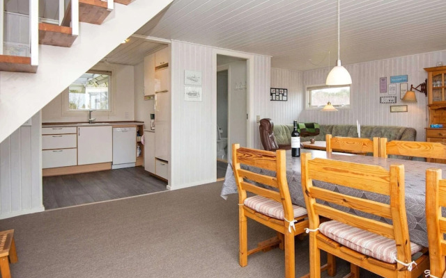Spacious Holiday Home in Hemmet near Sea