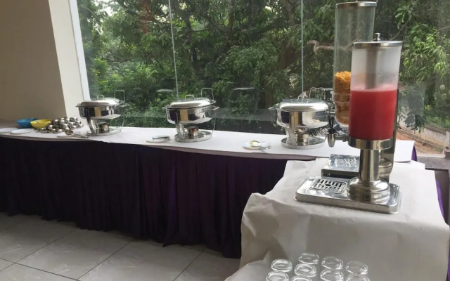 Hotel Lance International