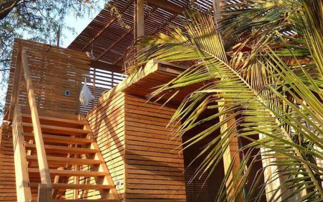 Eco Lodge