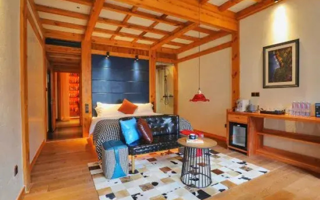 Jiuru Mountain Nomanbao Life Scene Hotel