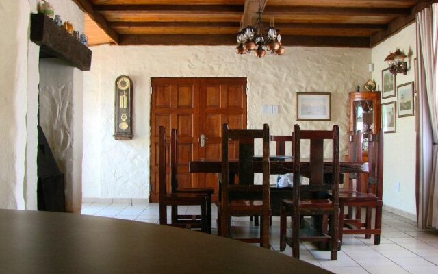 17 on 13th Guest House