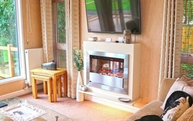 Melbury Lodge