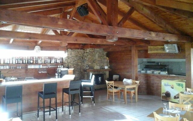 Mobile Home A Saliva