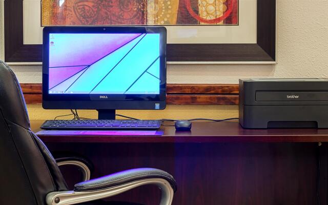 Best Western Dayton Inn & Suites