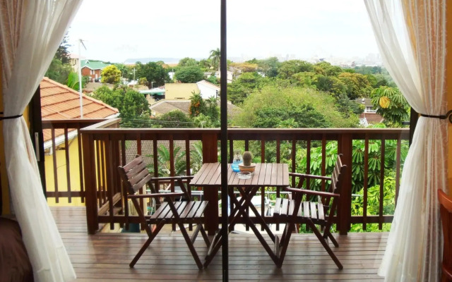 Flintstones Guest House Durban