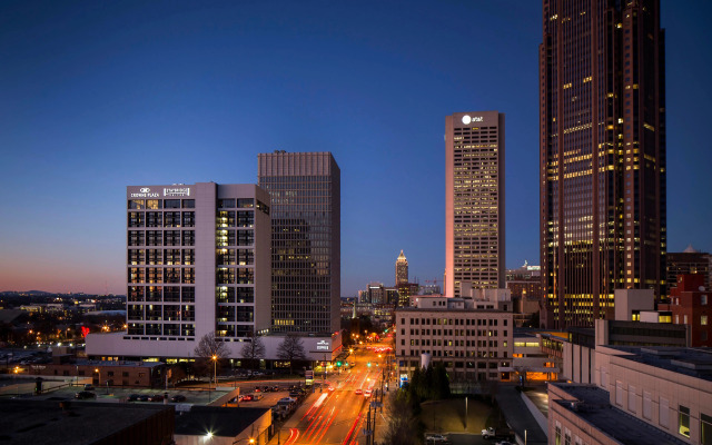 Crowne Plaza Atlanta - Midtown, an IHG Hotel