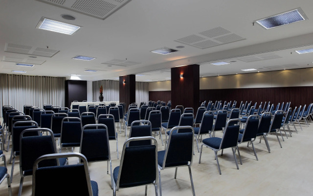San Marino Suite Hotel
