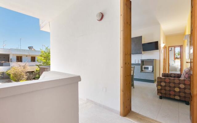 3383 Nomet House by Barbarhouse