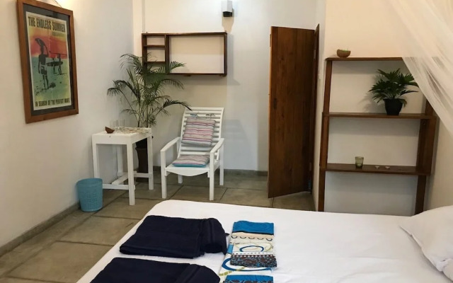 Palms Friendly House