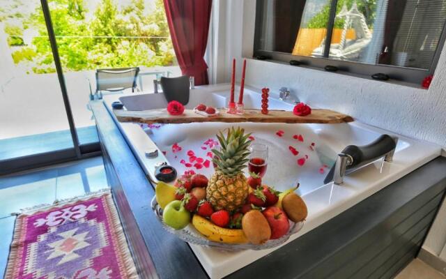 Luxury Villa with View in Uzumlu Kalkan