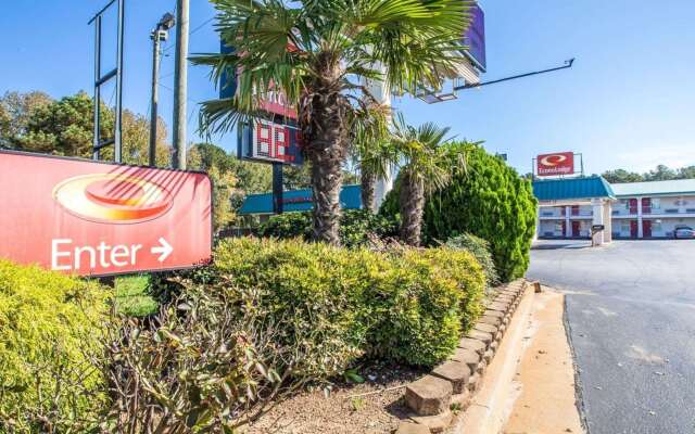 Econo Lodge McDonough South