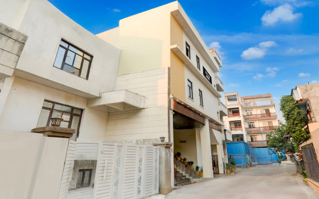 Super Hotel O Indira Nagar