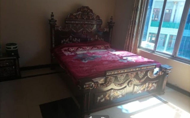 Three Star Hotel