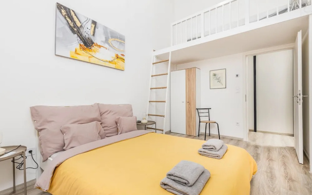 Venus Apartments - Westside Residence