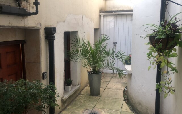 Zone 1 | Private | Fast wifi