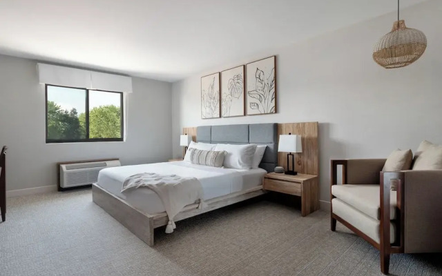 The Wave at Marblehead