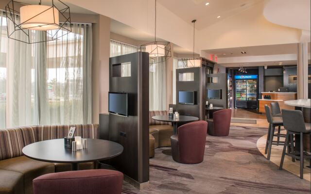 Courtyard by Marriott Burlington