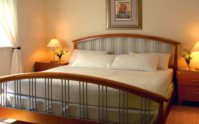 Dorchester Miami Beach Hotel & Suites