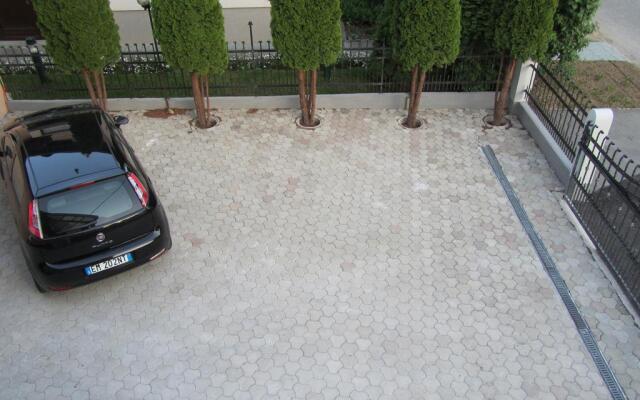 Alo Apartments Vila Klara