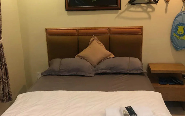 Royal Hotel