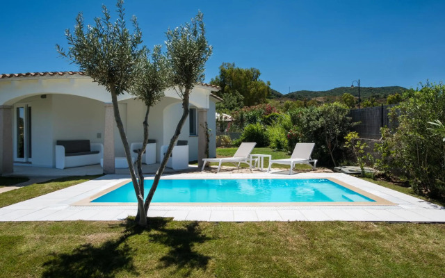 Limone Beach Resort