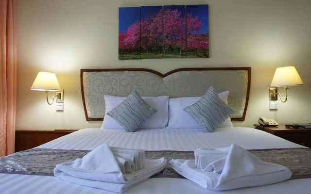 Wattana Park Hotel