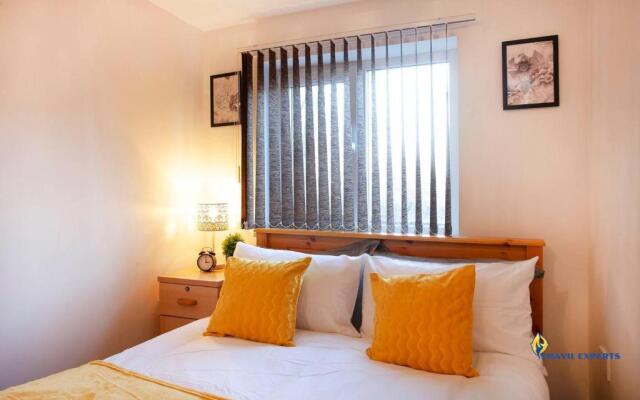 Gabriella Aprt, 3 Bedroom, Parking, City Centre