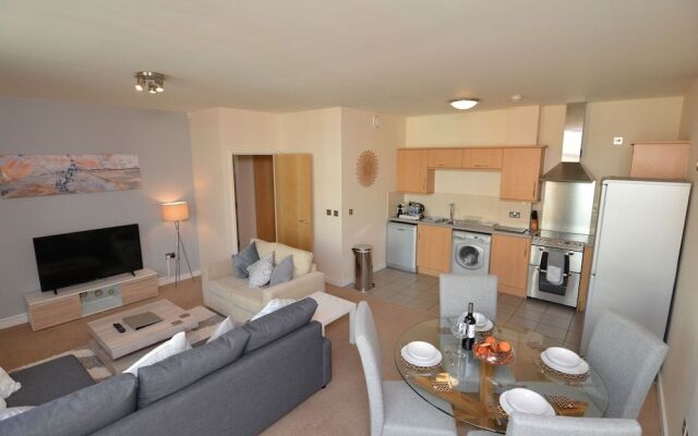 Brightleap Apartments - Silbury View