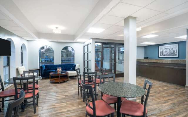 Super 8 by Wyndham Murfreesboro