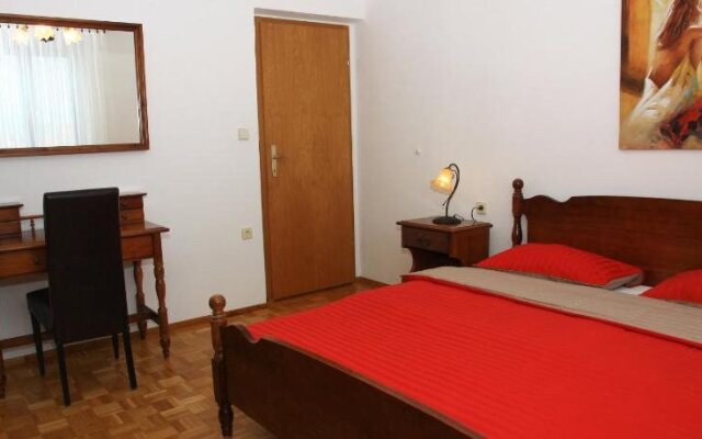 Apartments Romana